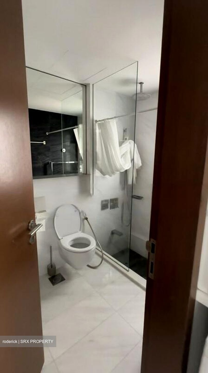6 Derbyshire (D11), Condominium #469773211